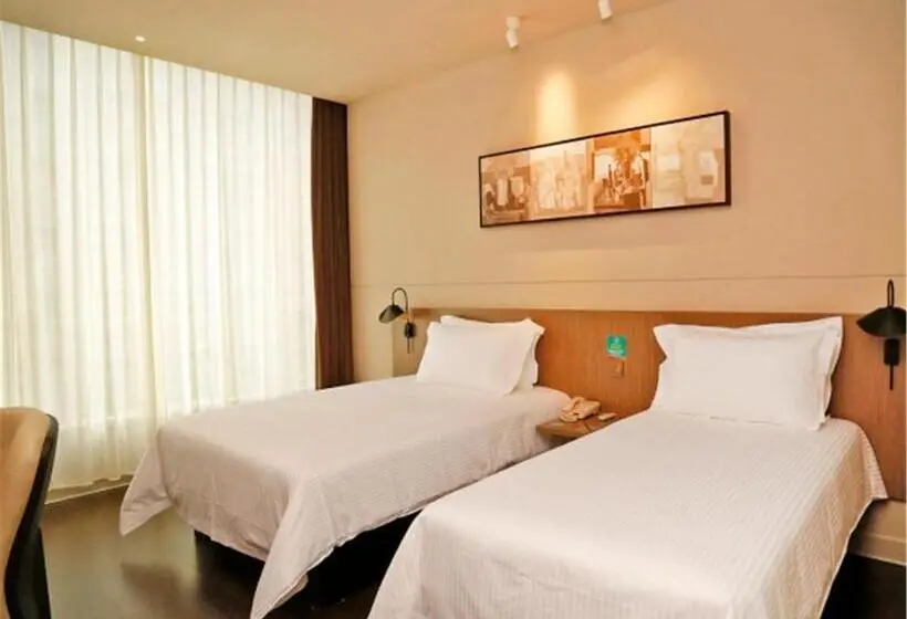 ホテル Jinjiang Inn Selected Shenzhen Huanggang Port Huangcheng Plaza