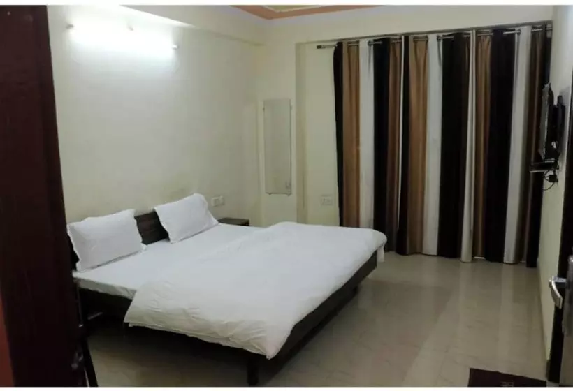 ホテル Gopi Dham Ashram Haridwar Near Shanti Kunj