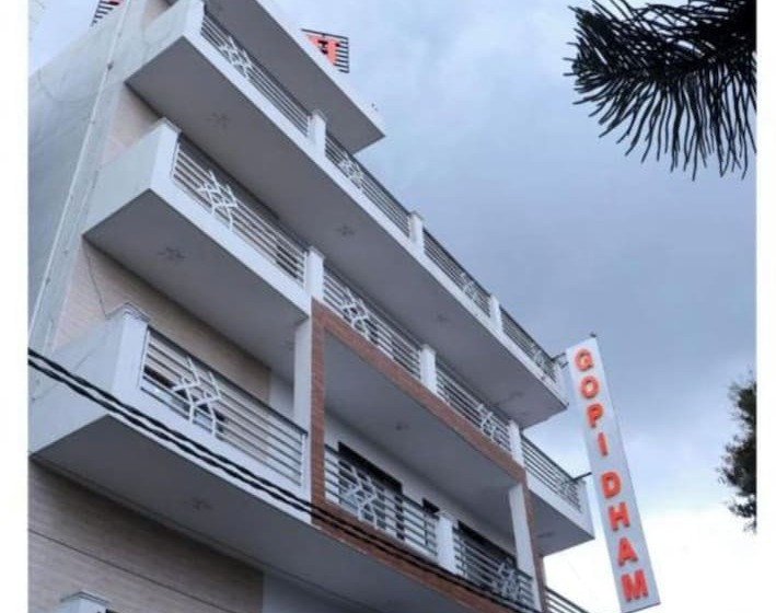 Hotel Gopi Dham Ashram Haridwar Near Shanti Kunj