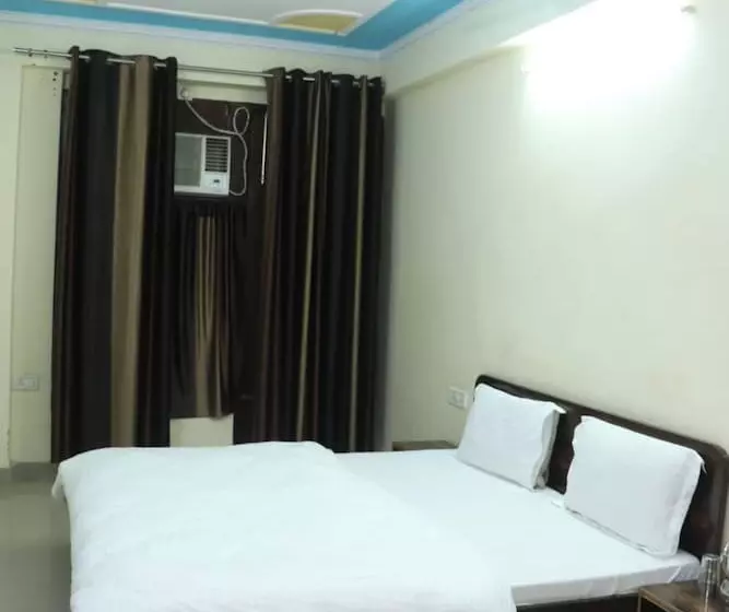 ホテル Gopi Dham Ashram Haridwar Near Shanti Kunj