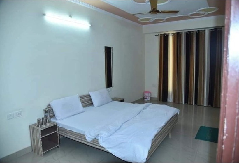 Hotel Gopi Dham Ashram Haridwar Near Shanti Kunj