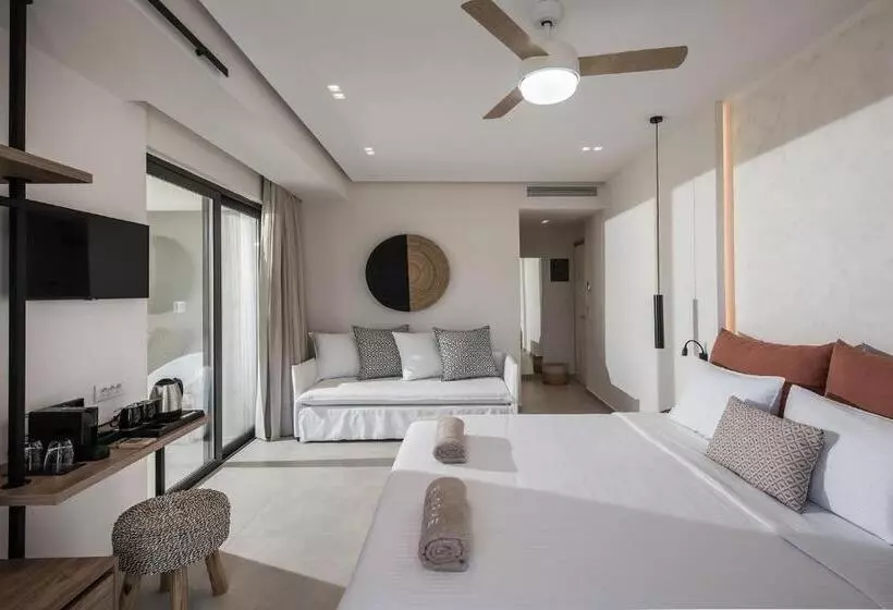 ホテル Enorme Teatro Beach