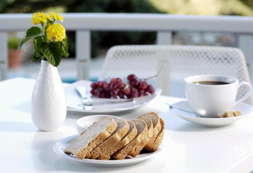 فندق Filoxenia Apartments