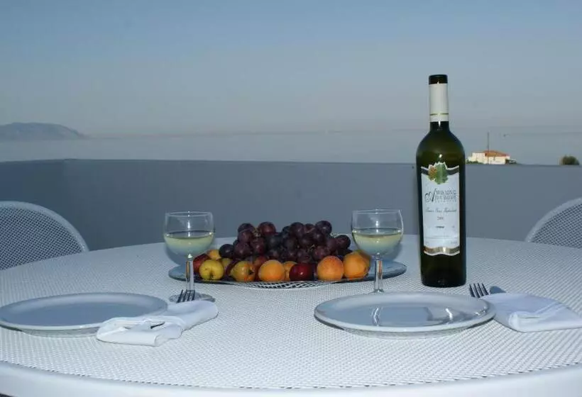 ホテル Filoxenia Apartments