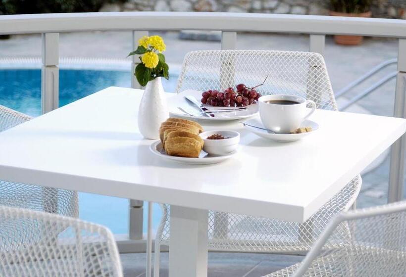 فندق Filoxenia Apartments