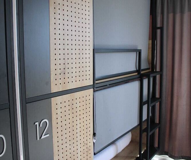 בית מלון כפרי Hostel Petra Marina