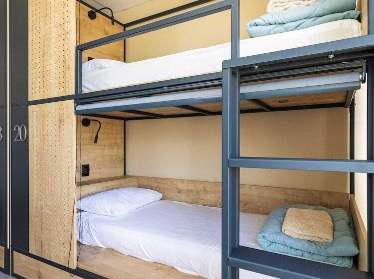 בית מלון כפרי Hostel Petra Marina