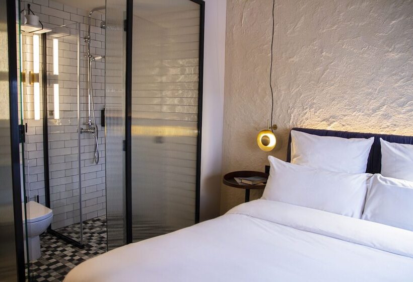 هتل Letoh Letoh Sevilla