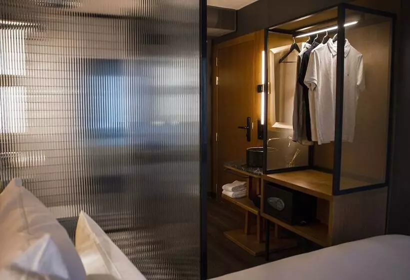 Hotelli Letoh Letoh Sevilla