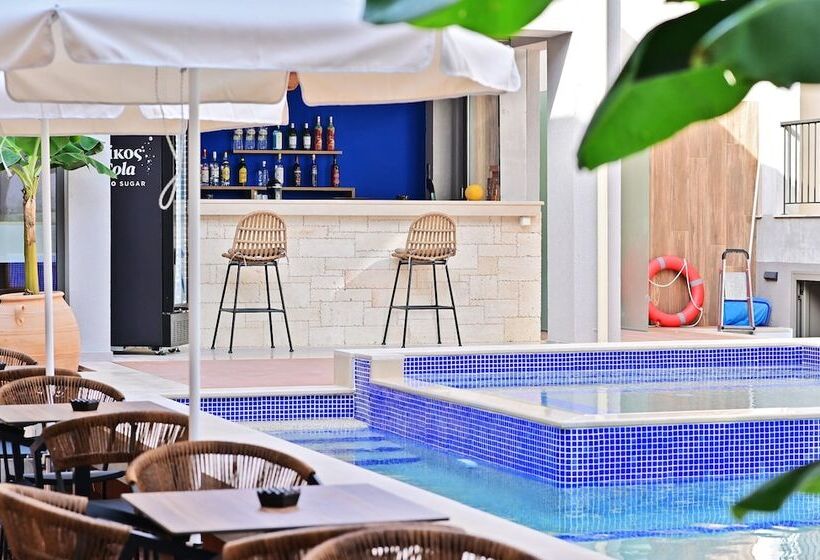 Отель Maltepe Luxury Accommodation