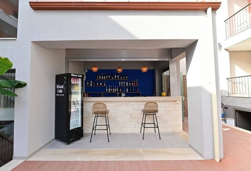 Отель Maltepe Luxury Accommodation