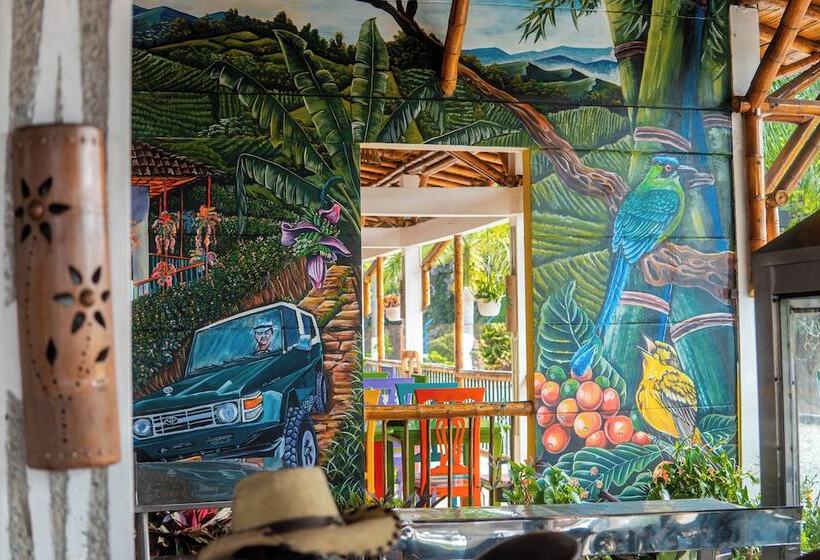 ホテル Palmas De Santa Elena