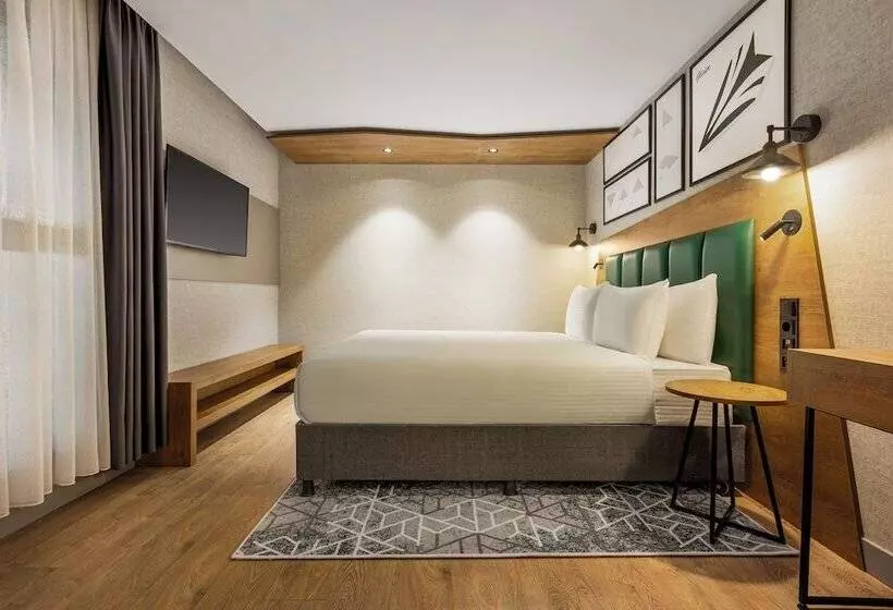 Hotelli Ramada Encore By Wyndham Istanbul Arnavutkoy