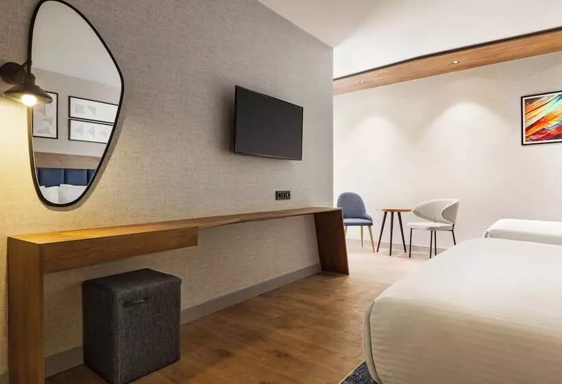 Hotelli Ramada Encore By Wyndham Istanbul Arnavutkoy