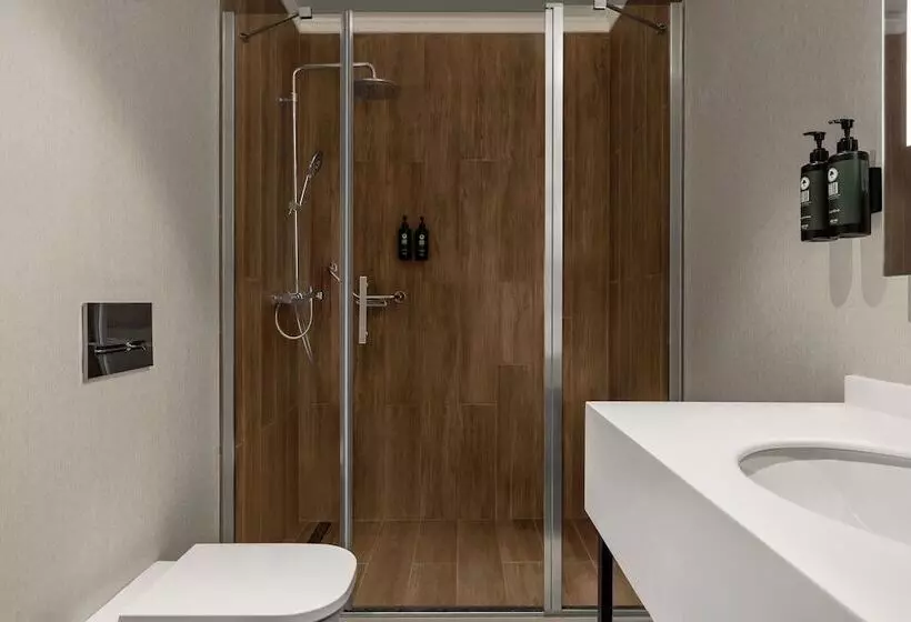 Hotelli Ramada Encore By Wyndham Istanbul Arnavutkoy