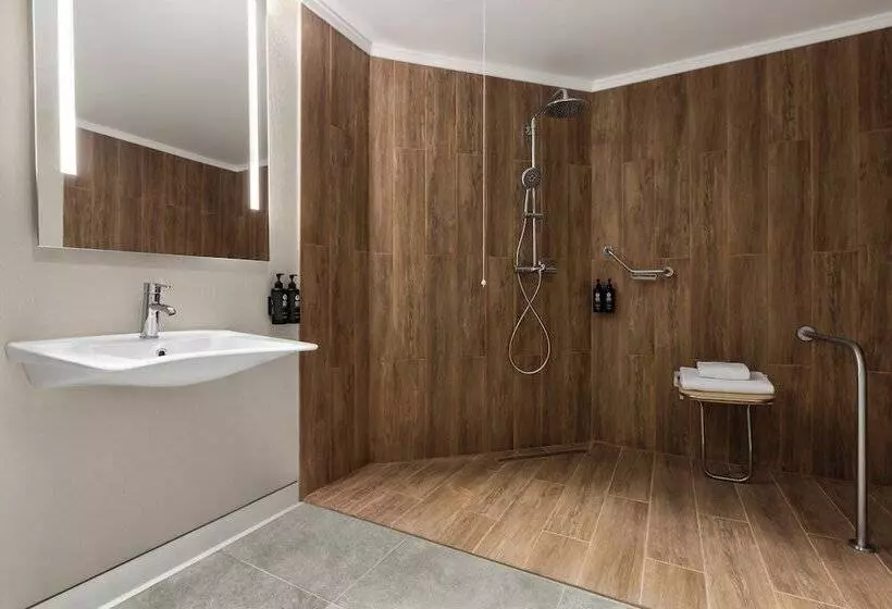 Hotelli Ramada Encore By Wyndham Istanbul Arnavutkoy