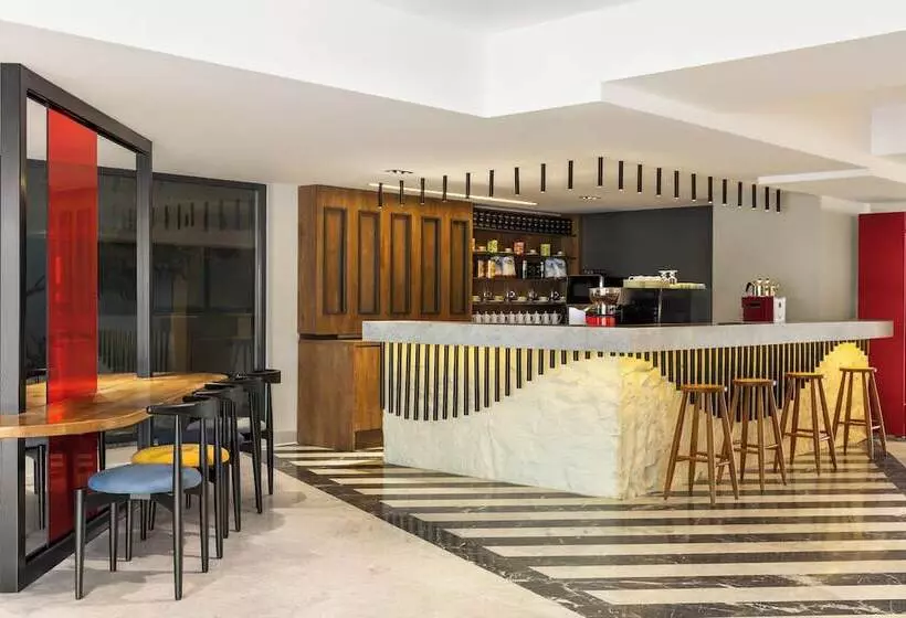 Hotelli Ramada Encore By Wyndham Istanbul Arnavutkoy