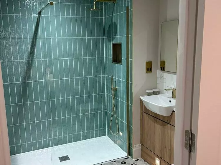 Hotelli Thehillbrooksherborne