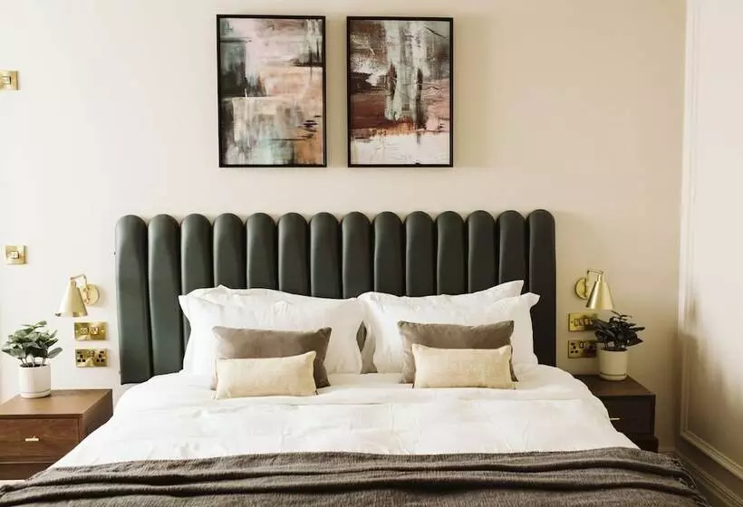 Hotelli Thehillbrooksherborne