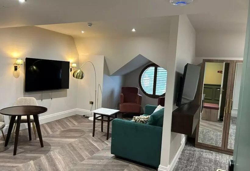 Hotelli Thehillbrooksherborne