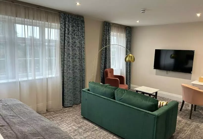 Hotelli Thehillbrooksherborne