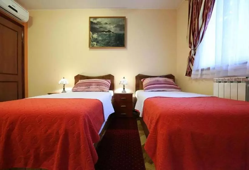 Hotelli Apartments & Rooms Vienna