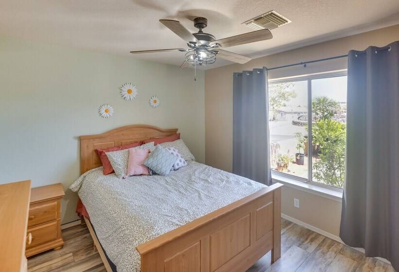 Lovely Bullhead City Retreat W/ Patio & Grill!