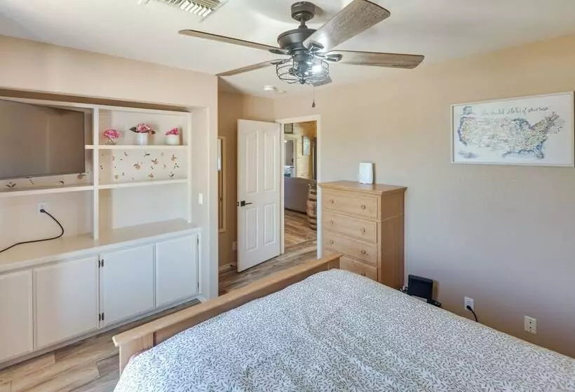 Lovely Bullhead City Retreat W/ Patio & Grill!