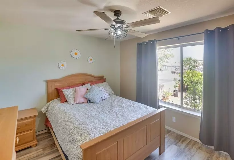 Lovely Bullhead City Retreat W/ Patio & Grill!