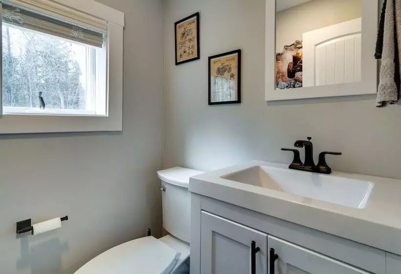 Modern Stark Home W/ Game Room, Grill & Fire Pit