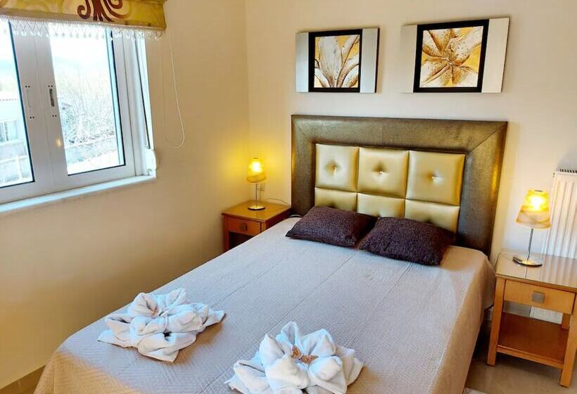 Socrate S Apartment S With Share Pool