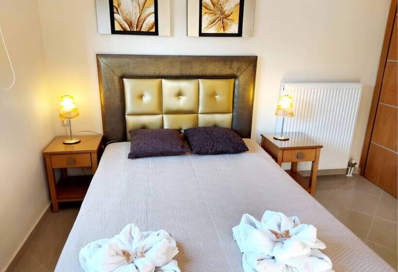 Socrate S Apartment S With Share Pool