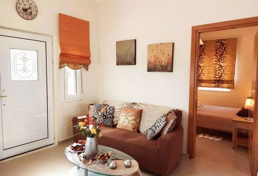 Socrate S Apartment S With Share Pool