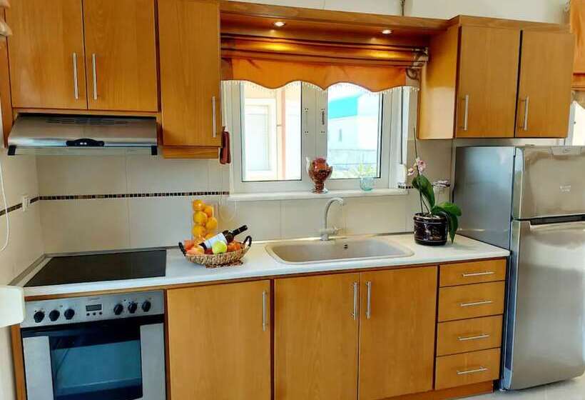 Socrate S Apartment S With Share Pool