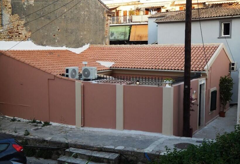 Sole Apartments   Near Corfu Port