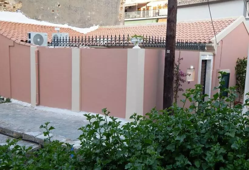 Sole Apartments   Near Corfu Port