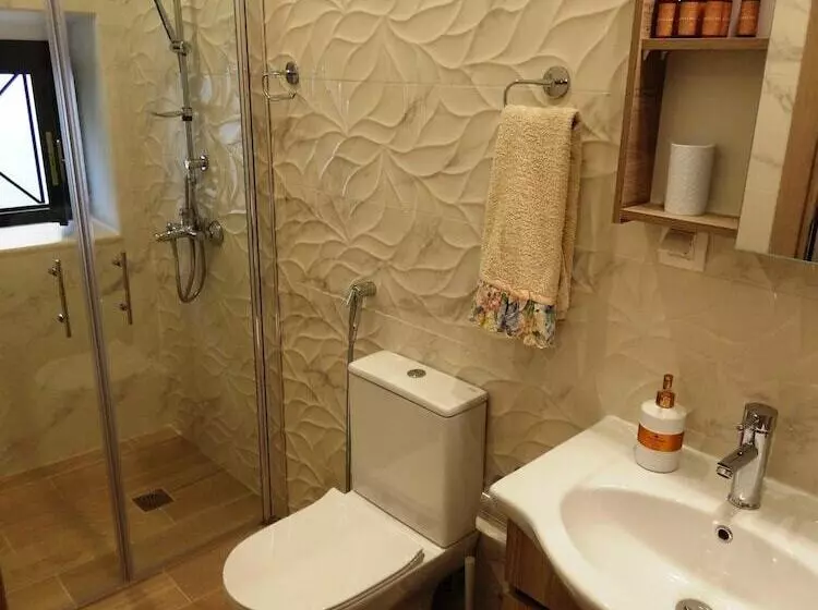 Sole Apartments   Near Corfu Port