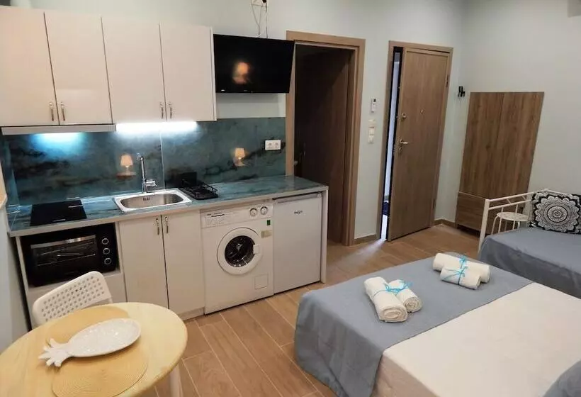 Sole Apartments   Near Corfu Port