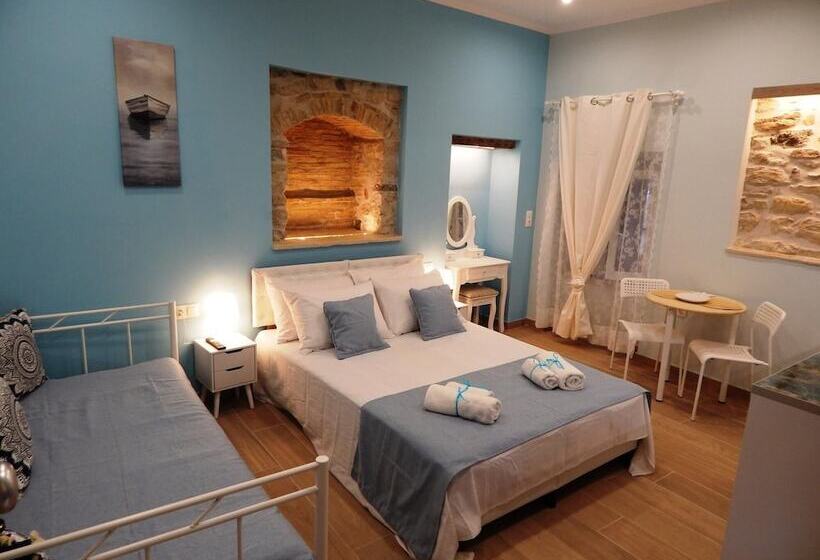 Sole Apartments   Near Corfu Port