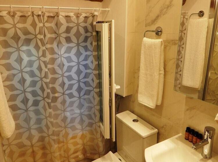 Sole Apartments   Near Corfu Port