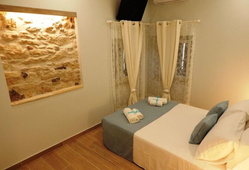 Sole Apartments   Near Corfu Port