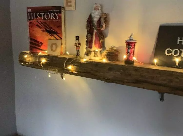 Stunning 1 Bed Cottage In Halifax