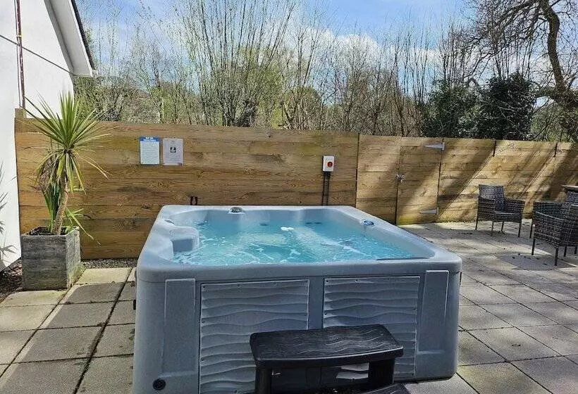 Willow Valley Holiday Park