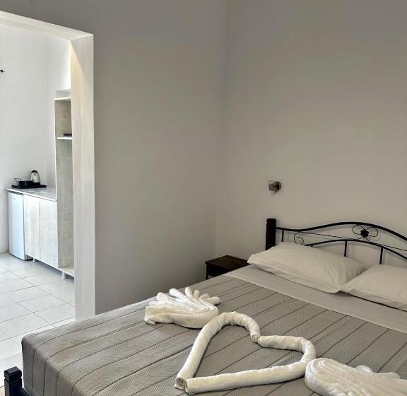 Santorini Style Rooms