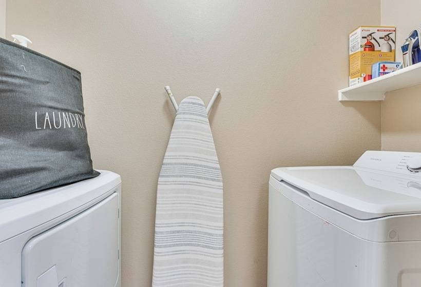 Bright San Antonio Home < 13 Mi To Downtown!