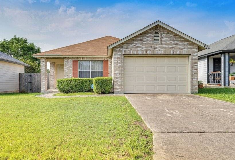 Bright San Antonio Home < 13 Mi To Downtown!