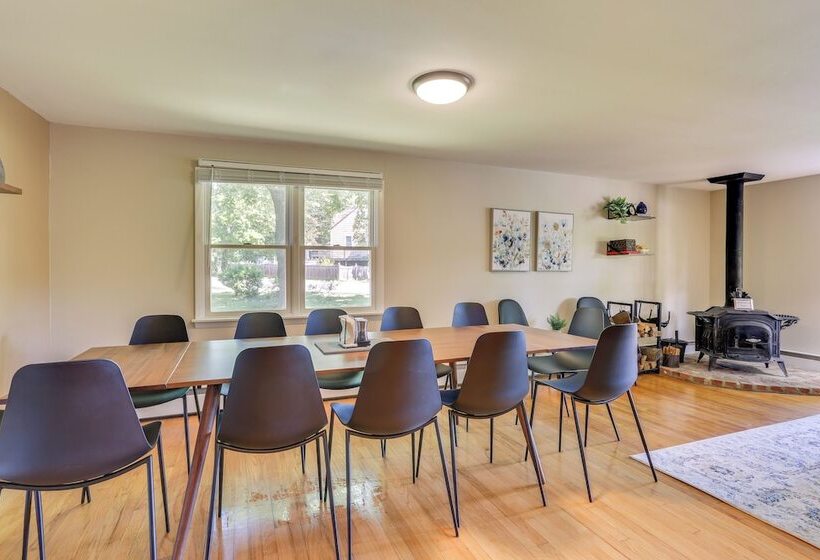 Charming Highland Falls Home < 2 Mi To West Point!