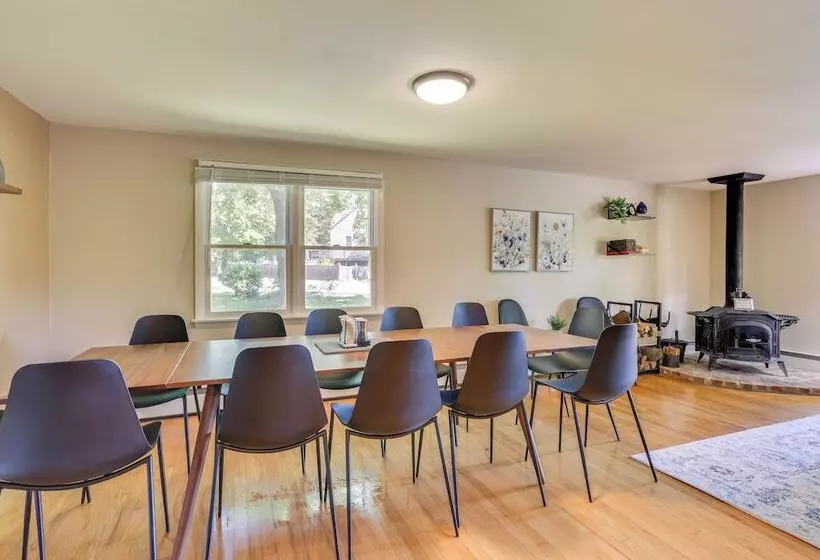 Charming Highland Falls Home < 2 Mi To West Point!