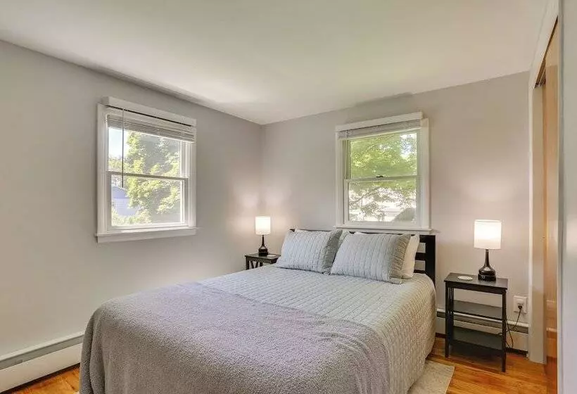 Charming Highland Falls Home < 2 Mi To West Point!