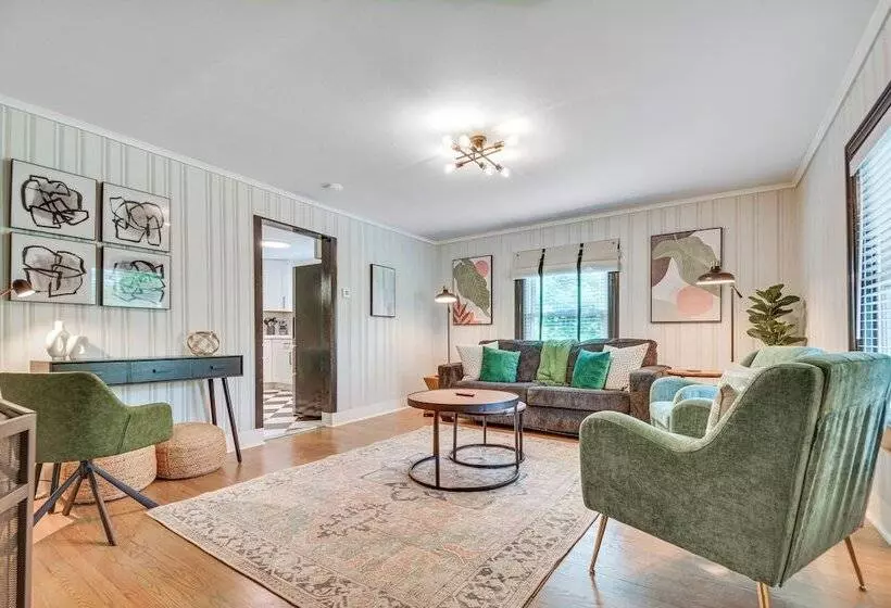 Chic Durham Home W/ Game Room: Walk To Downtown!